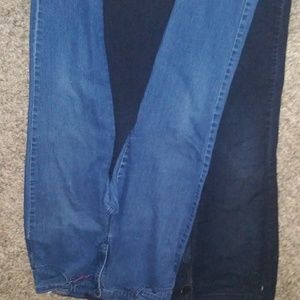 Jeans 2 pairs Gloria and Levi's Signature